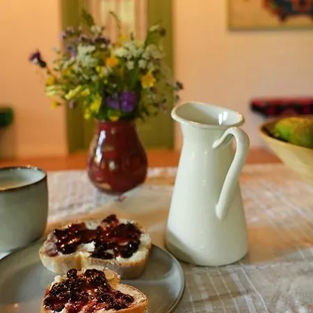 Bed & Breakfast Casa Lila Colti