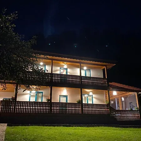 Casa Lila Bed & Breakfast Colti