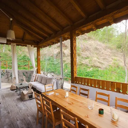 Casa Lila Bed & Breakfast Colti