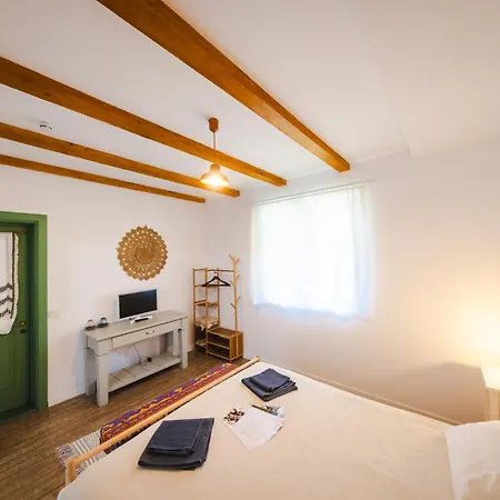 Casa Lila Colti